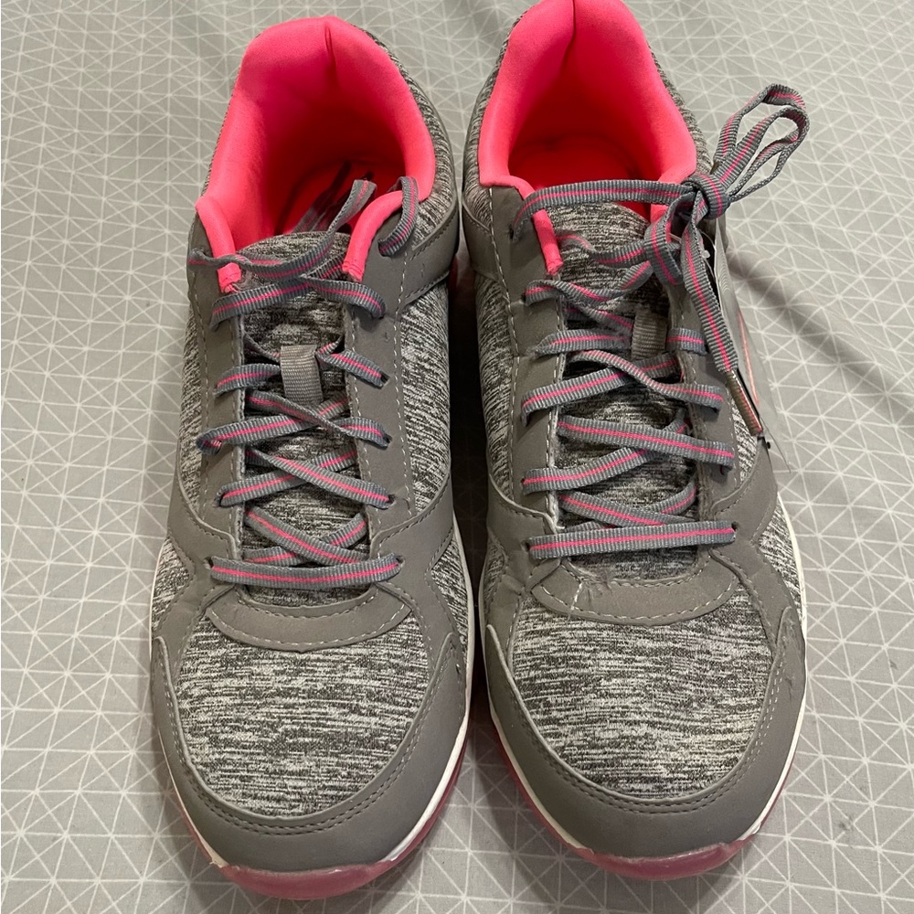 Danskin Now Athletic Sneakers-Size 11 NWT